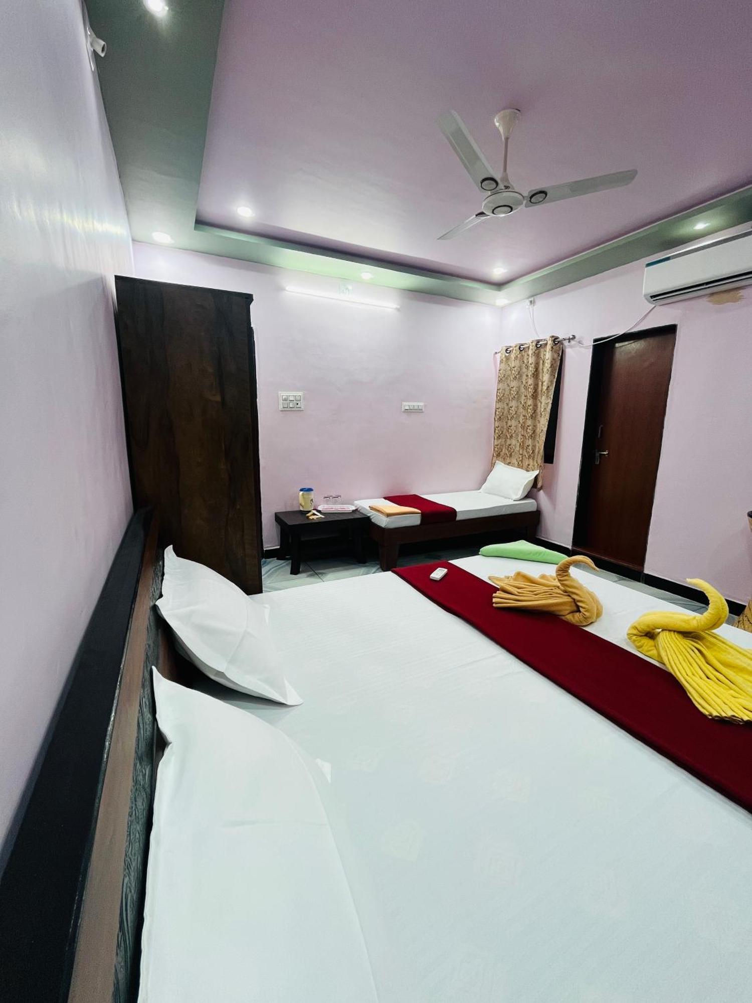 Kamdhenu Home Stay Garudeshwar 외부 사진